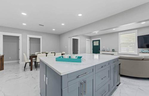 4 Ensuites Bed + Minutes to Anna Maria Island - Foto 37