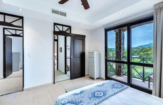 Beautiful and Enchanting Beach Vacation - Foto 3