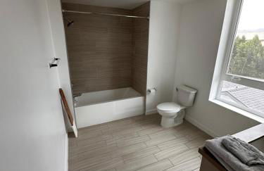 Modern Unit Near Glendale Galleria and Walk to Shopping & Dining! - Foto 7