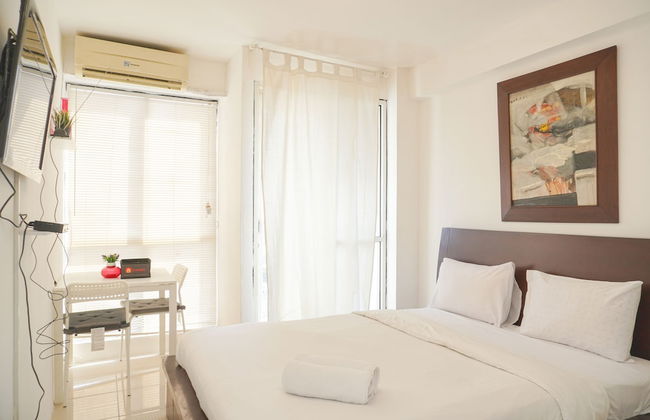 Best Choice And Homey Studio Tifolia Apartment - Foto 14