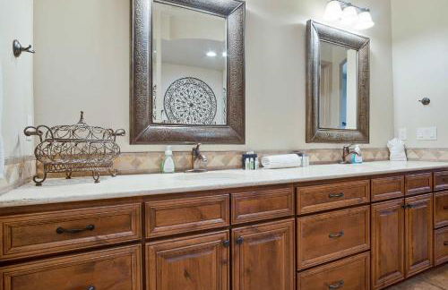 Sierra Sky - Patio with fireplace - Foto 42