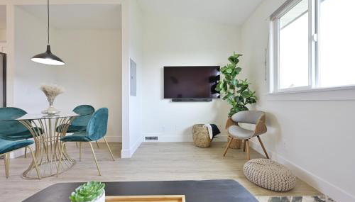 Modern Upstairs Loft - Newly Renovated! - Foto 3