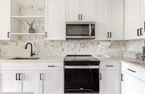 LuXury Stay | Pool + Gym + Fast Wi-fi - Foto 37