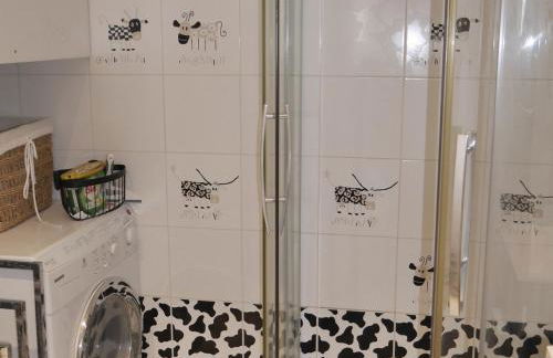 Charmant appartement au cœur de Le Palais, proche commerces et plage - FR-1-418-268 - Photo 10