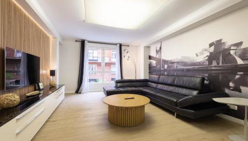 Diseño y elegancia en el corazón de Bilbao - Foto 1