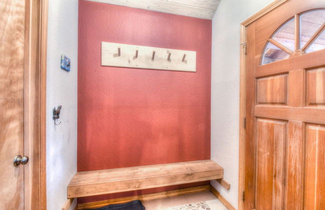 Relax at Rustic Tahoe Charm Minutes to Lake - Foto 22