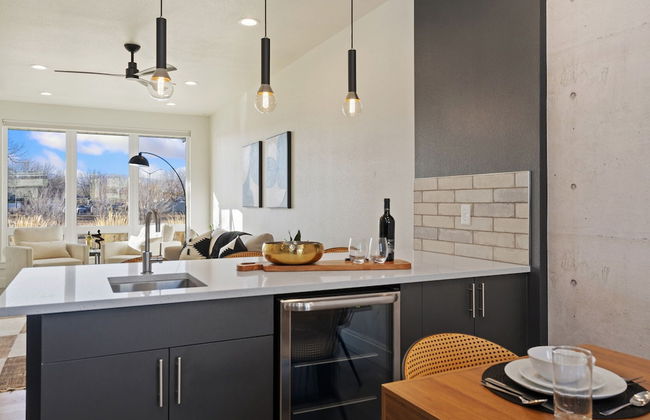 Mountain View Home w/ King Beds & Rooftop Deck - Foto 30