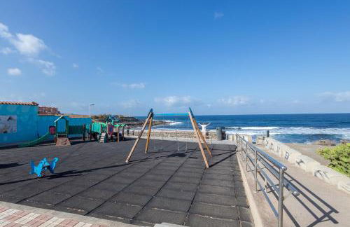 Sea Views Private Terrace 2BR House near the Beach - Foto 50