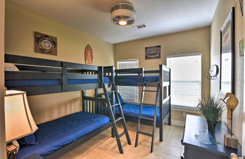 Ocean View and Grill Crystal Beach Bungalow! - Foto 21