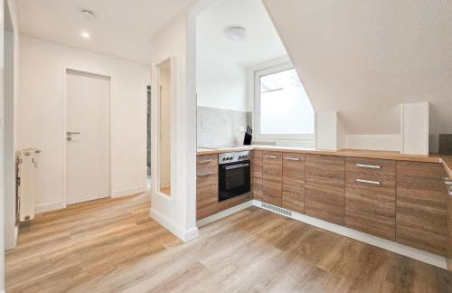 Tolstov Apartments - Monteurwohnungen - 3 Schlafzimmer - Küche - Balkon - Waschmaschine - 25 Min zur Messe DUS - Foto 18