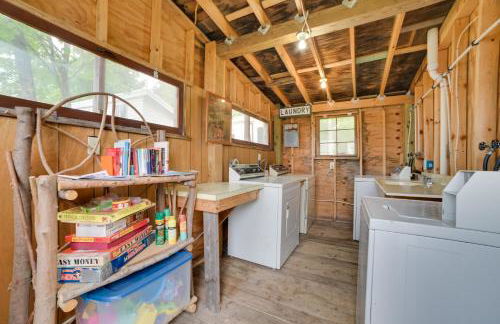 Sandy Beach and Sunset Views Cedarville Cabin 3! - Foto 37