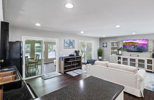 Pet-Friendly Home, Great Dock, Waterfront, Lake Views, Boat Slip - Foto 10