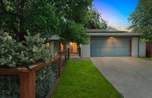 Stylish 3BR Home + Private Pool - Foto 5