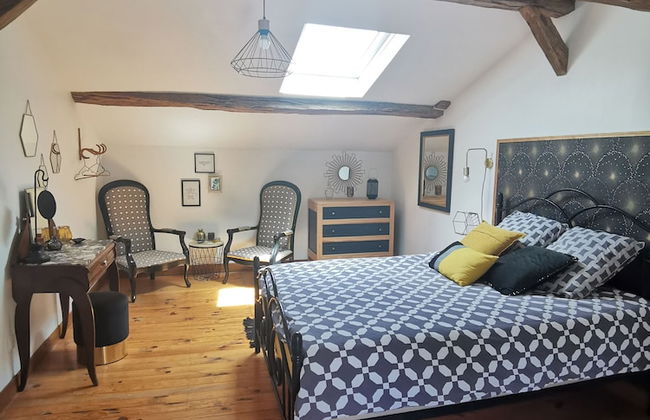 Les Gîtes de La Roche Élie Chez Léonie - Foto 5