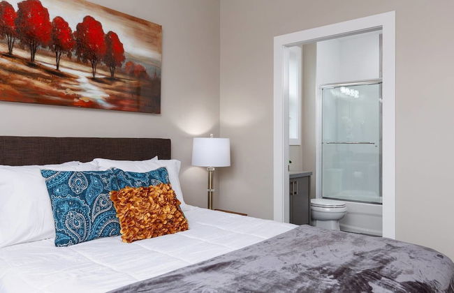 Private and Cozy 2bdr 2BA Home in Kitsilano - Photo 12