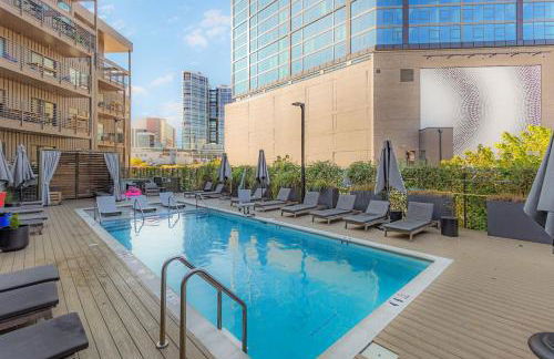 Luxury in The Gulch with Patio Pool Walk to Broadway - Foto 43