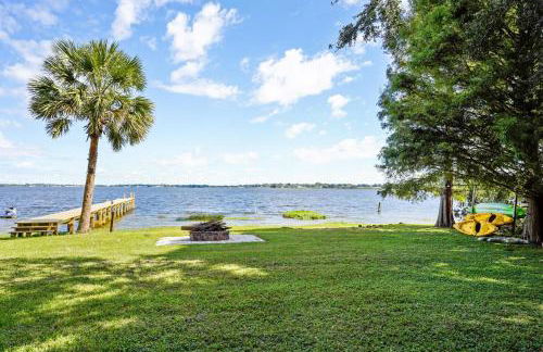 Lakefront Home with Screened Porches in Frostproof! - Photo 2