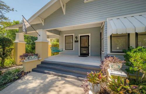 Historic & Cozy Bungalow by Downtown - Foto 8