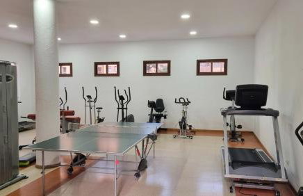 Campezo Suite Madrid Airport - Photo 27