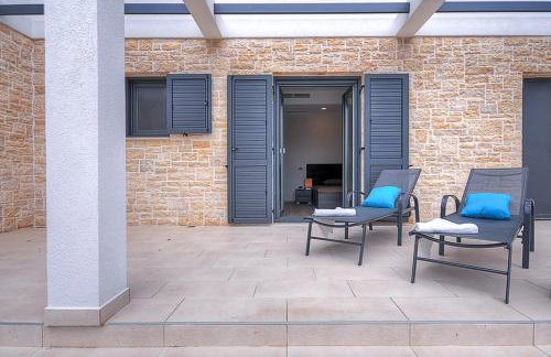 Villa Onyx for 12 people near Porec with 65 private pool and jacuzzi - Photo 19