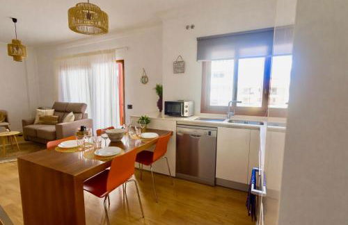 Cozy apartment with pool, parking and sea view - Foto 12