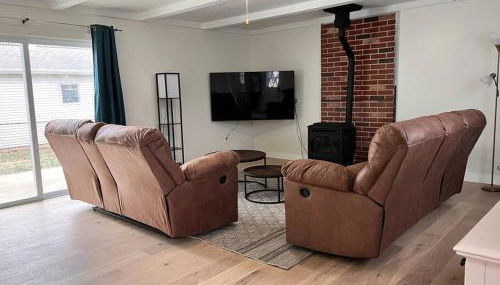 House w Patio & Fenced Yard 10 minutes to Purdue - Foto 3