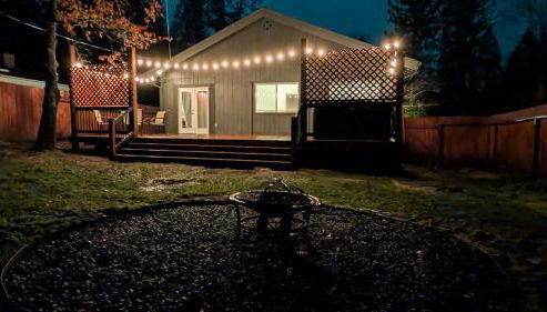 Sierra Cabin w NEW Hot Tub Walk to Town - Photo 2