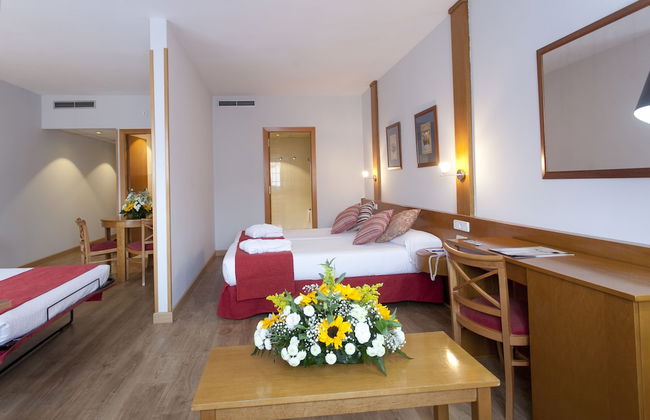 Muralto Madrid Princesa - Photo 4