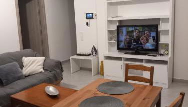 Ολόκληρο διαμέρισμα στην Πάτρα - Foto 1