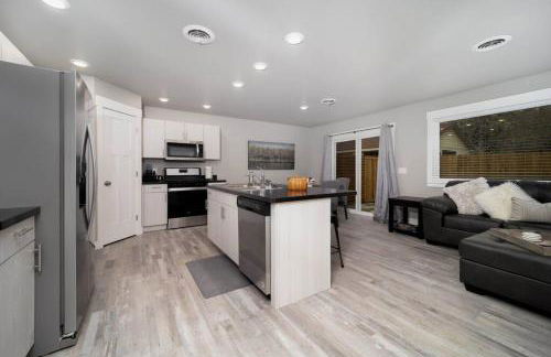 Delightful, new townhome downtown - Foto 1