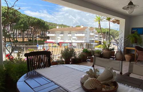 La mejor terraza de Tamariu - Foto 15