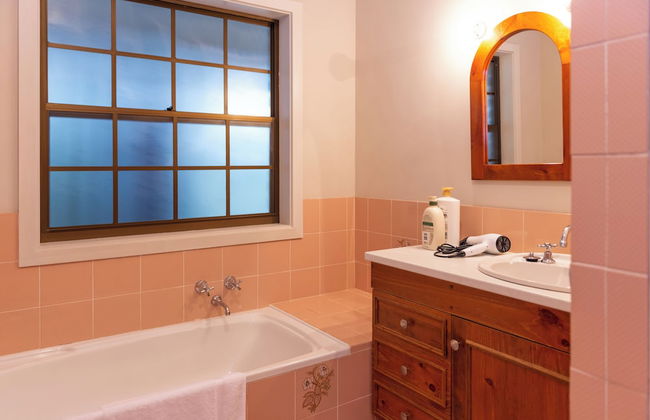 Furche Barossa Vineyard & Fireplace - Photo 18