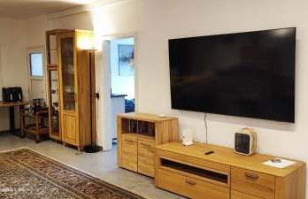 Ferienwohnung - Loft - mit 123qm bei Würzburg mit eigenen gratis Parkplatz Terasse Grill WLAN - nur Einzelbetten - Foto 13