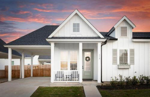 Modern Magnolia Cottage Pool and Gym Access - Foto 35