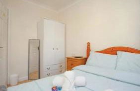 3 Bedroom Bungalow with great Sea Views, Private Hot Tub & Gardens - Foto 37