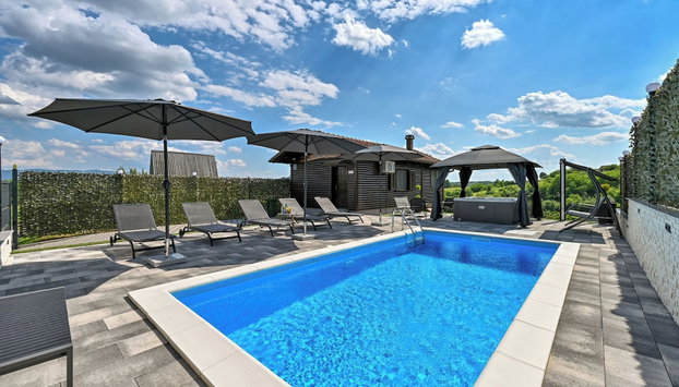 Holiday House Dora - Nice home with nice forest view and Outdoor swimming pool, Whirlpool-Jacuzzi, Sauna, 2 bedrooms and WiFi - Foto 2, Imagem principal