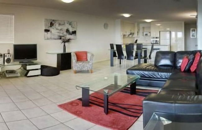 On The River Apartments - Photo 33