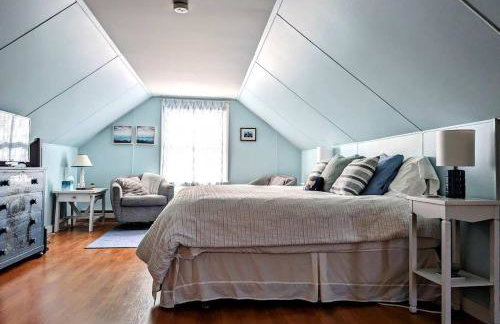 NEW Beachy Watering Cove Cottage - Foto 11