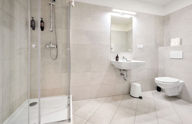 Honest SMICHOV - Foto 60