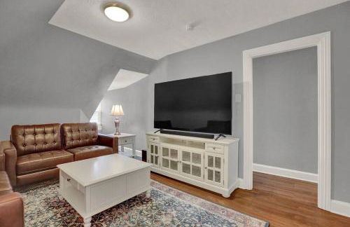 Suites on Seneca - Gorgeous One Bedroom Apartment - Foto 2