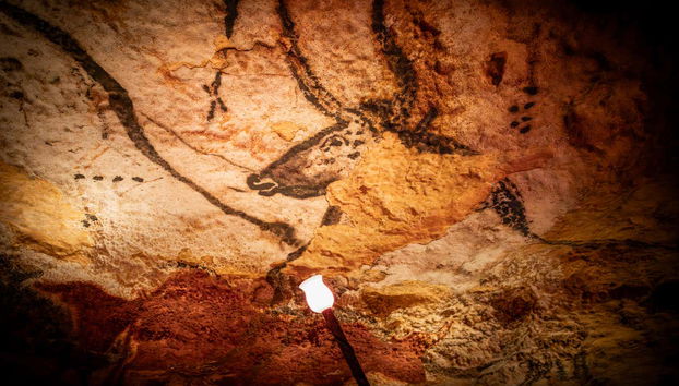 Cave Art Center & Lascaux Cave Guided Tour - Photo 5, Gain an insight into ancient civilisations