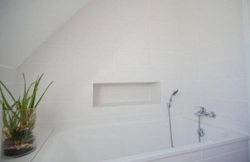 -GAÏA- MAISON FAMILIALE VUE MER ET JARDIN DOURVEIL - Foto 29