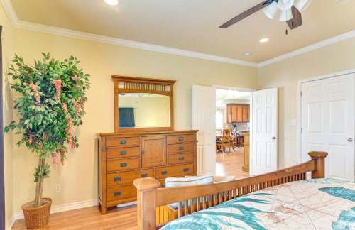 Walk to Beach! Bayfront Coastal Gem in Gilchrist - Foto 10