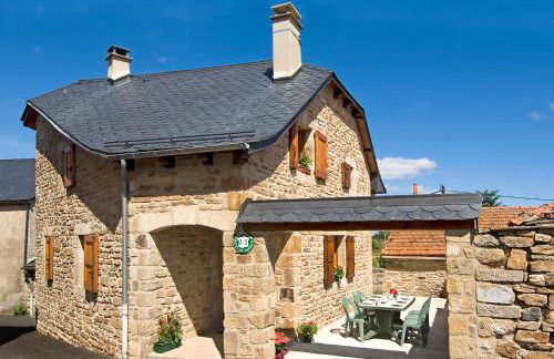 Gîte Gîtes de France 4/6 personnes à Chasseradès - Foto 1