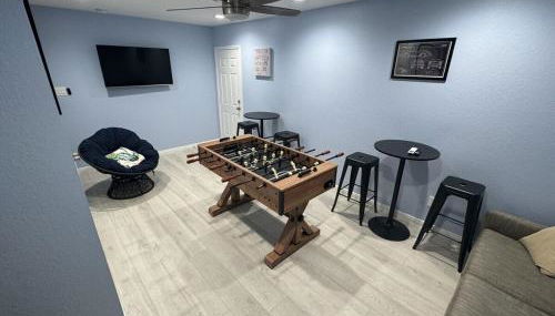 Bay Breeze Escape - 3BR Home with Game Room, Huge Backyard, Patio & Minutes from Boardwalk - Photo 2, Game Room