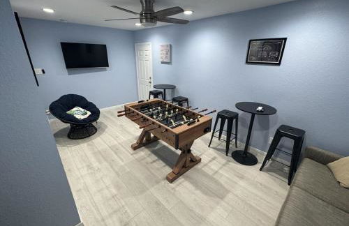 Bay Breeze Escape - 3BR Home with Game Room, Huge Backyard, Patio & Minutes from Boardwalk - Foto 2