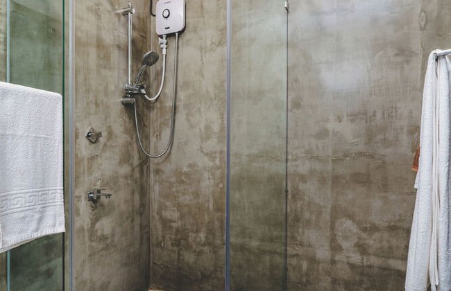 River View Villa - Photo 34