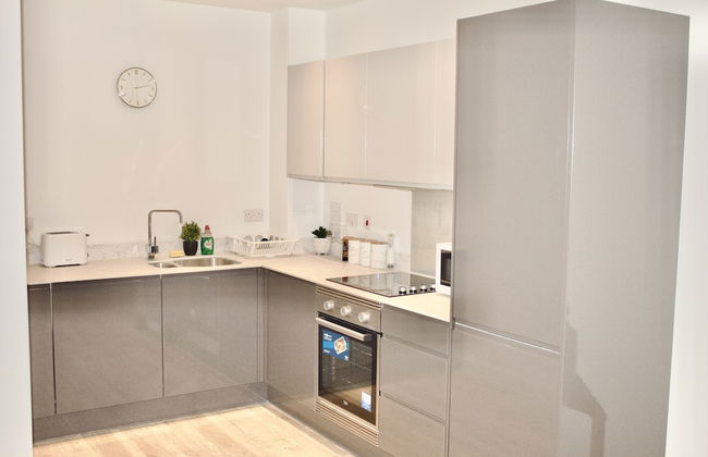 Impeccable 1bed Apartment in the Heart Ofgreenford - Foto 6