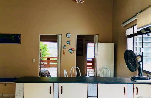 Casa São Sebastião 100 metros da praia e 3km do centro e travessia para Ilhabela - Foto 15