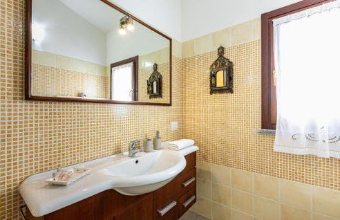 2 Bedroom Amazing Home In Orentano - Foto 30